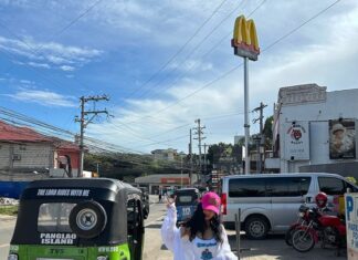 The Ultimate Guide to Leg-Lengthening Pants: 4 Styles to Avoid Wearing Outside