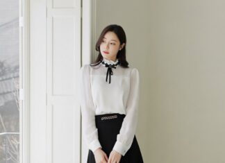 The Little Black Skirt: A Timeless Wardrobe Essential for the Working Woman