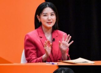 “60-Year-Old ‘Jewel in the Palace’ Star Still Shines with Youthful Radiance and Flawless Skin”