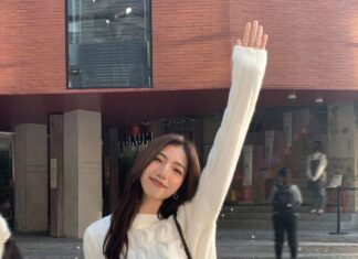 Should Modern Women Wear Knitwear or Woolen Sweaters in Fall-Winter? One of These Styles is Outdated.