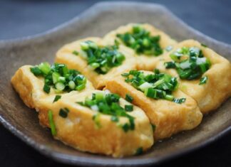The Ultimate Guide to Delicious Tofu and Scallion Sauce: A Memorable Dish