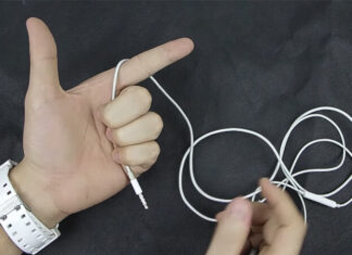 4 Quick and Tangle-Free Earphone Wrapping Techniques