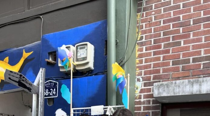 The Ultimate Guide to Effortless Chic: Steal the “Love Next Door” Leading Lady’s Style Secrets