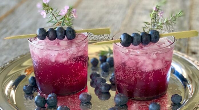 5 Spooky Halloween Drinks to Craft at Home