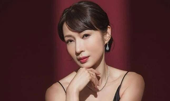 The Timeless Beauty of China’s Runner-Up to Miss Universe: Embracing a 3-0 Diet for Ageless Elegance