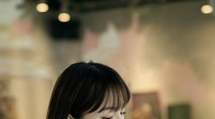 8 Things Women Should Consider When Buying Bluetooth Headphones