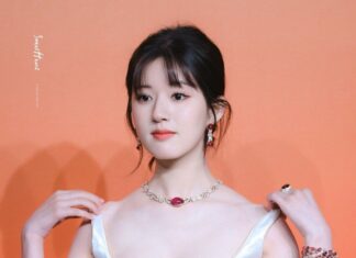 “Three Tiny Accessories That Enhance Your Figure, Making Any Body Type Look Alluring.”