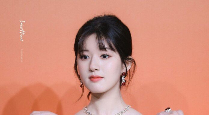 “Three Tiny Accessories That Enhance Your Figure, Making Any Body Type Look Alluring.”