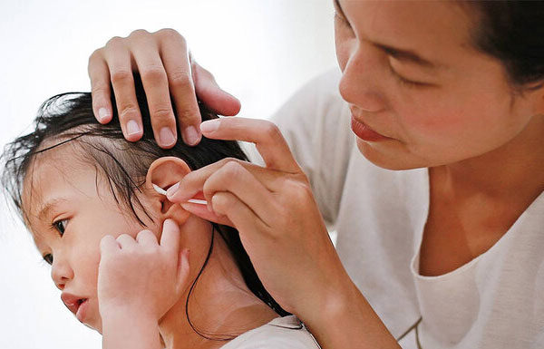 The Ultimate Guide to Safe Ear Cleaning