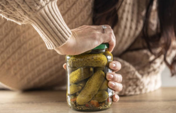 The Ultimate Guide to Opening Jars and Bottles Effortlessly