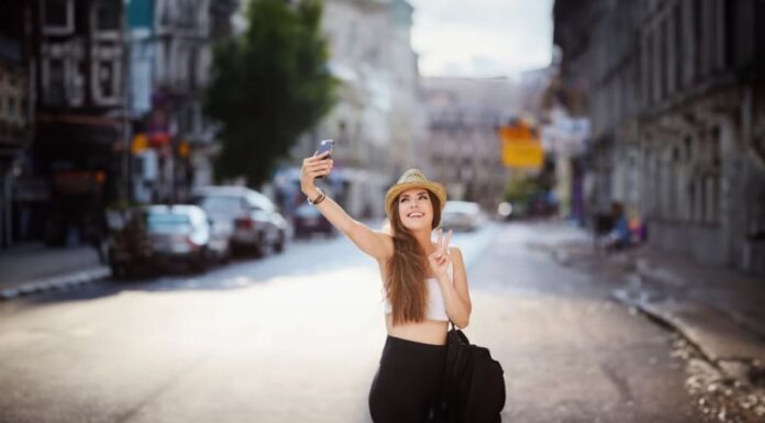 “The Misconception of ‘Looking Good is a Curse’”