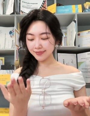 The Celebrity’s Daughter: Embracing a Feminine and Flirty Style Sensibility