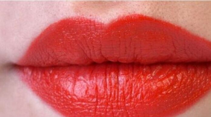 The Ultimate Guide to MAC Lipstick Colors: 2022 Edition