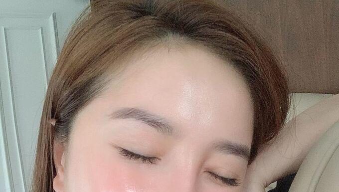 The Ultimate Guide to a Shine-Free, Gorgeous Complexion: 6 Summer-Ready Tips from Vietnam’s Beauty Icons