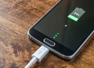 Master the Art of Phone Charging: 9 Tips to Avoid Battery Degradation and Extend Your Device’s Lifespan
