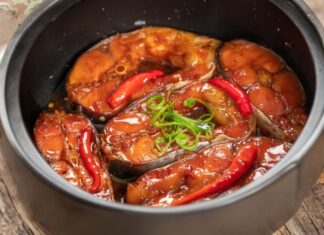 The Ultimate Spices to Transform Your Fish Stew: Unlocking Tender Bones and a Delicate, Aromatic Flavor