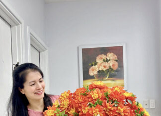 The Ultimate Guide to Arranging Irises for a Vibrant and Long-lasting Lunar New Year Display