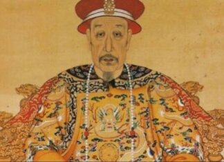 Flattering Emperor Qianlong, the Fortune Teller Meets a Tragic End