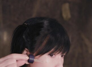 The Ageless Goddess of Cbiz: Her Secrets to a Wrinkle-Free Complexion