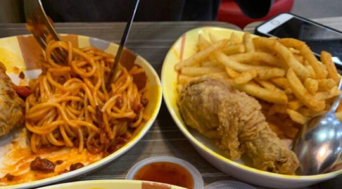 The Ultimate Guide to Acne-Fighting: 5 Foods to Avoid for Clear, Glowing Skin