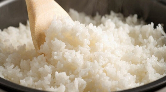 Should You Cook Rice With a Mix of Sticky and Regular Rice?