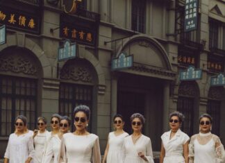 The Ageless Beauty: How a 71-Year-Old Grandma Has Captivated the Internet with Her Youthful Figure and Gen Z Fashion Sense