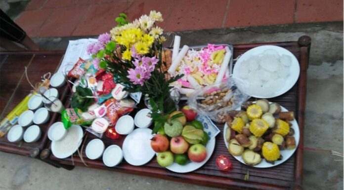 The Best Time to Perform the Ritual of Offering Alms to the Hungry Ghosts and How to Do It Right