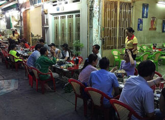 Unveiling the Secret Behind the Super Affordable Thai Hot Pot Served in Restaurants