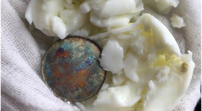 The Silver ‘Gua Sha’ Tool Has Gone Black: Revive Its Shine in Just 10 Seconds