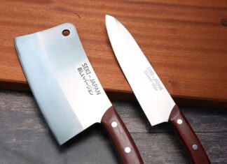 The Secret Purpose of the Hole in a Knife’s Blade Revealed.