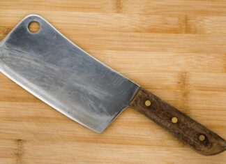 The Secret Power of Toothpaste: A Kitchen Knife’s Best Friend