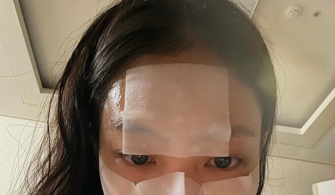 The Ultimate Skincare Ritual: Unveiling Jennie’s Daily Routine with Lotion Masks and Cold Stone Massage