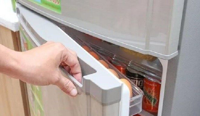 The Magic Dollar: An Unexpected Fridge Hack You Need to Try