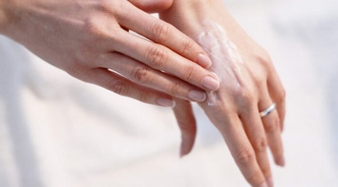 The Ultimate Guide to Transforming Dry, Rough Hands: Four Simple Steps to Soft, Supple Skin