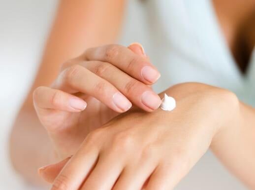 The Ultimate Guide to Winter Hand Care: Achieving Soft, Supple Skin