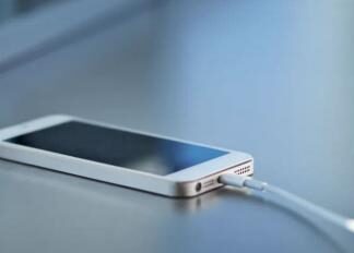 The Ultimate Guide to iPhone Battery Optimization: 7 Essential Tips to Enhance Your iPhone’s Performance