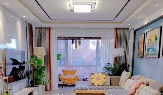 8 Things You Should Get Rid of Right Now, With or Without Money