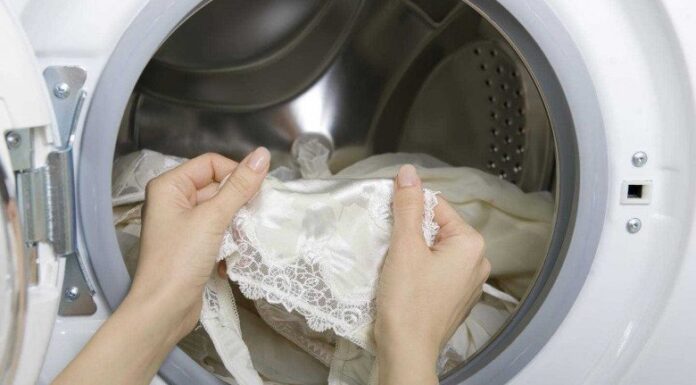 “The One Thing You Should Never Do When Using a Washing Machine: A Guide to Efficient Laundry”
