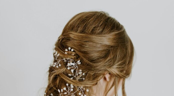 4 Essential Nutrient Groups for Strong and Healthy Hair