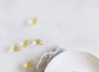 “Vitamin E for Skincare: Don’t Apply Directly, Create Your Own Anti-Aging Masks Instead”