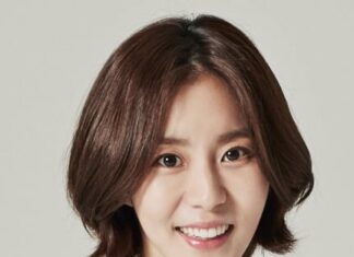 The Secret to Luscious Locks: Unveiling the Hair Care Routines of Korean Beauties