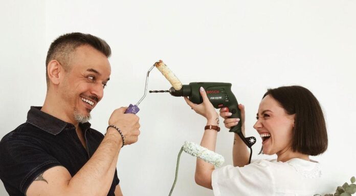 The Magic Makeover: A Couple’s Creative Balcony Transformation on a Budget