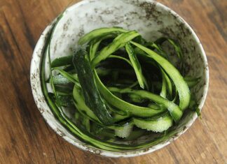 “The Surprising Benefits of Cucumber Peels: A Waste No More”