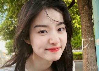 The Ageless Wonders: Unveiling the Secrets of the Five Ebony Eats