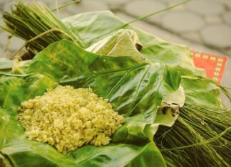 Taste of Autumn: Discover 4 Delicious Cốm Delicacies in Hanoi