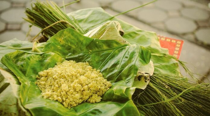 Taste of Autumn: Discover 4 Delicious Cốm Delicacies in Hanoi
