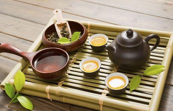 The Perfect Pairing: Tea Time with Mooncakes for a Slender Figure