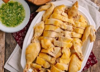 The Ultimate Guide to Chopping a Whole Chicken in a Flash: Impress Your Family with Your Culinary Prowess