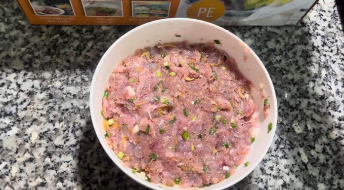 How to Make Delicious and Fresh Red Fish Cakes at Home