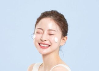 The Ultimate Guide to Essential Self-Care Items for Teenage Girls: A Must-Read for All Moms